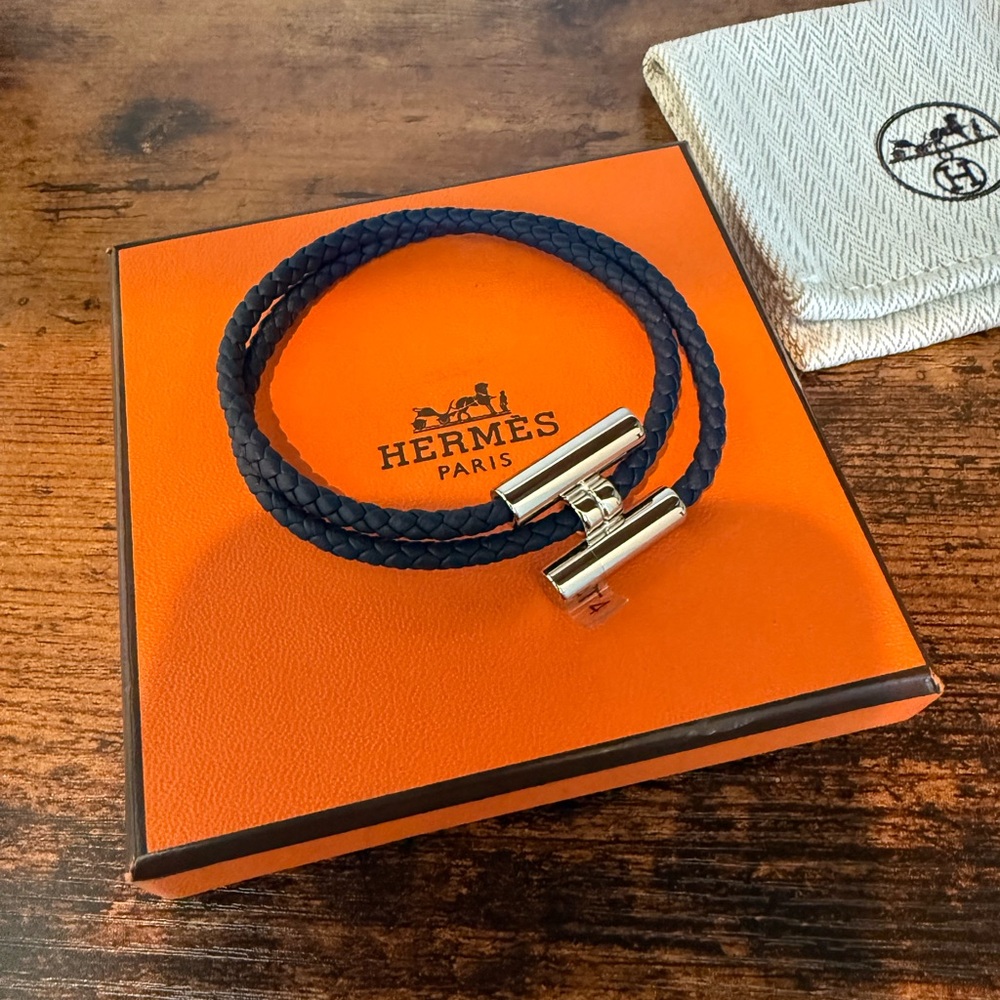 Hermes Navy Blue and Silver Double-Wrap Bracelet